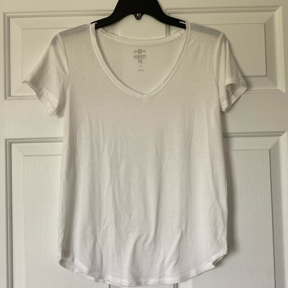 SO brand short sleeve shirt, size small